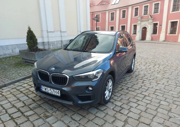 BMW X1 cena 77500 przebieg: 84000, rok produkcji 2017 z Wschowa małe 667